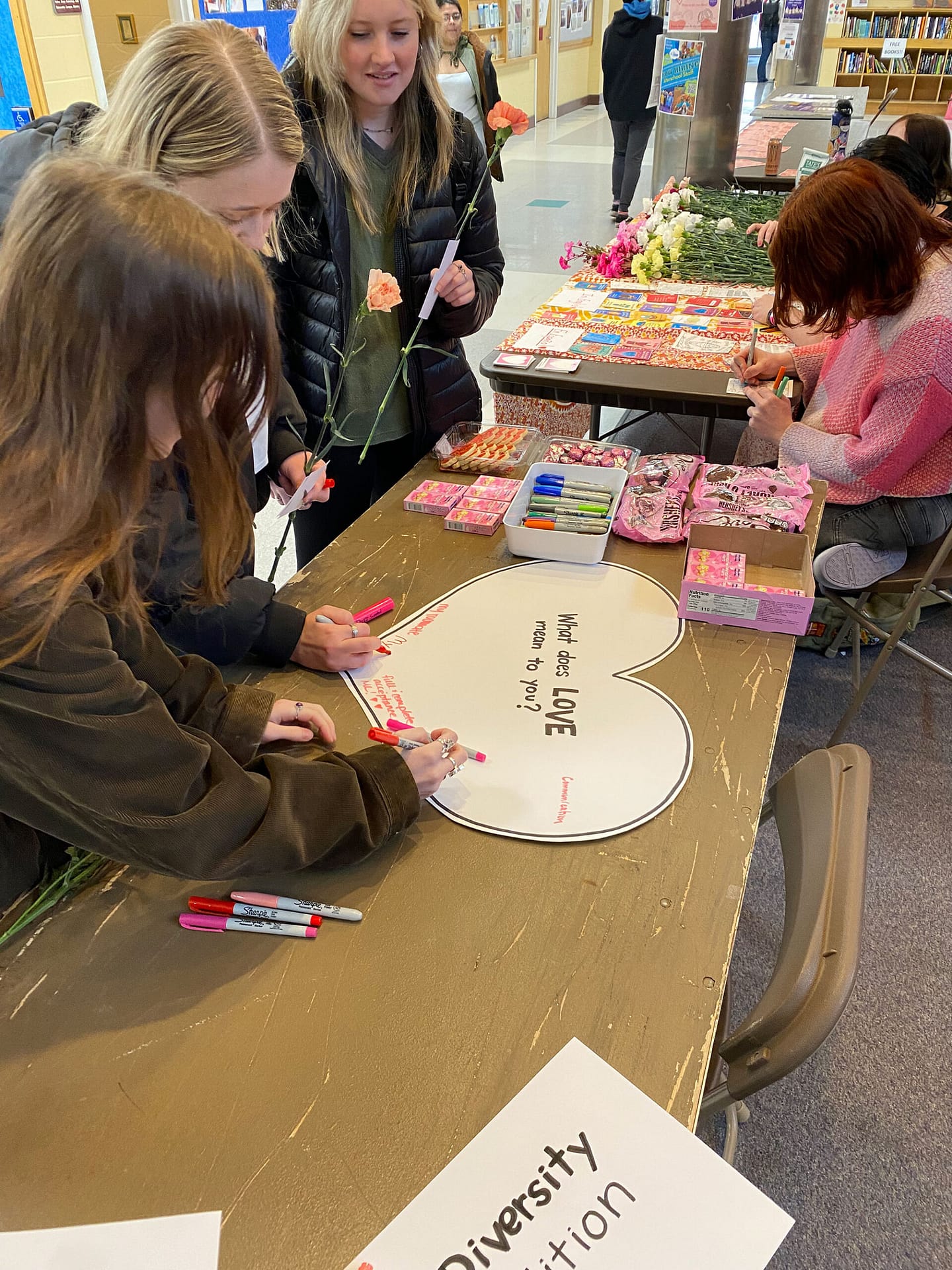 The Random Acts of Kindness club holds a Valentine's Day event on campus. 